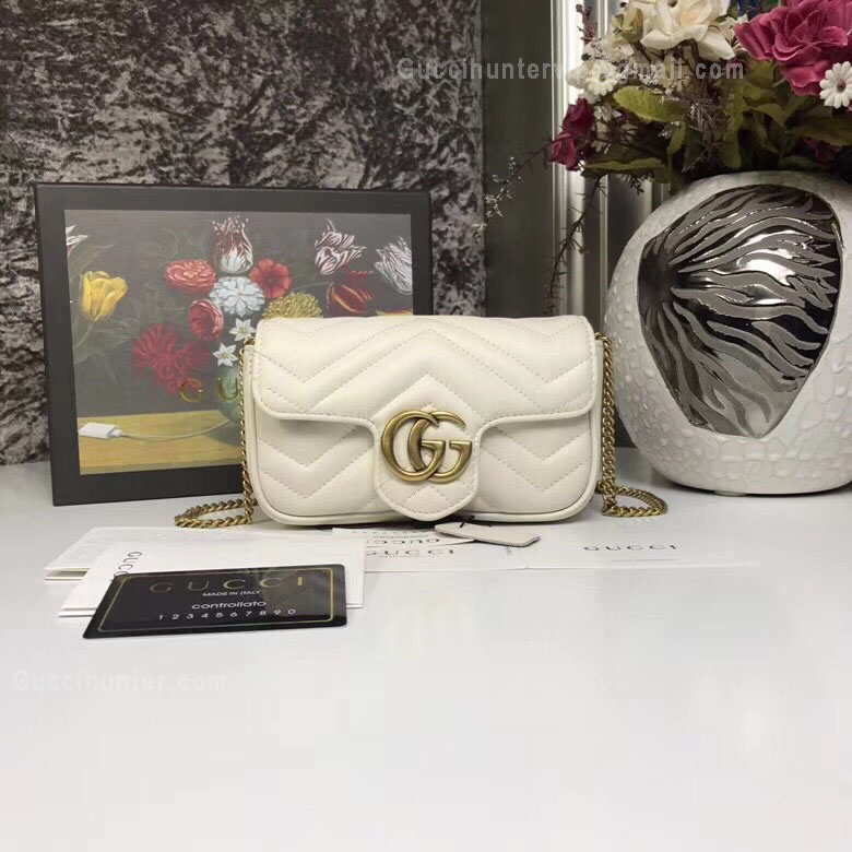 Gucci GG Marmont Matelassé Leather Super Mini Bag White 476433